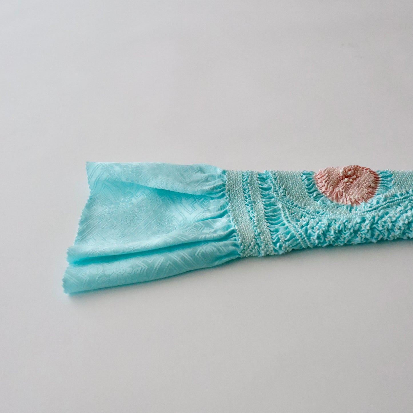 絞染め帯揚げ「更紗梅 - lt.b」和小物さくら