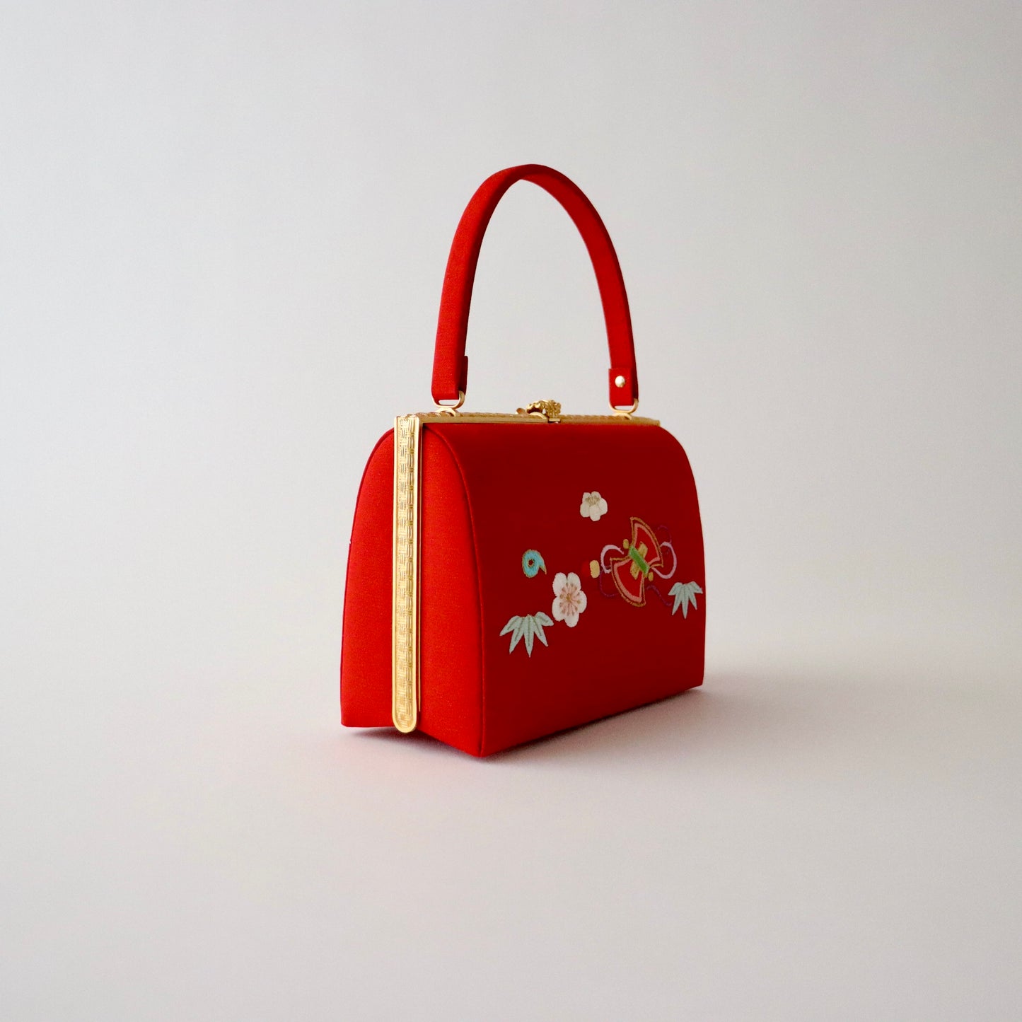 刺繍 | 草履バッグセット | 振袖 | 礼装 | 赤 | 宝尽くし | 和小物さくら