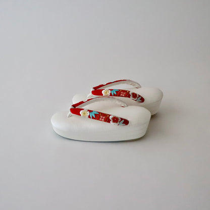 刺繍 | 草履バッグセット | 振袖 | 礼装 | 赤 | 宝尽くし | 和小物さくら