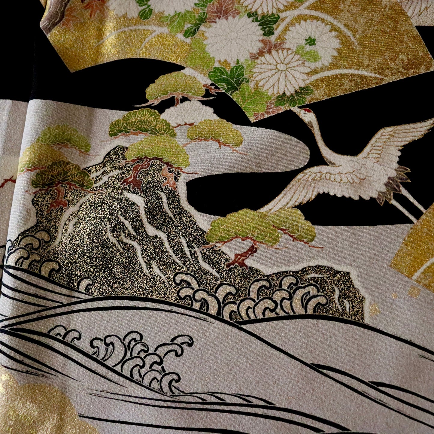 友禅 | 黒留袖 | 正絹 | 黒 | 鶴に地紙 | 吉澤織物
