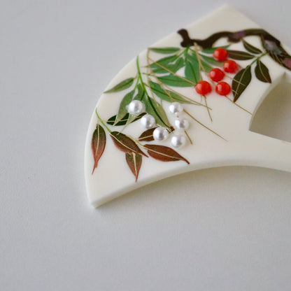 かんざし | バチ型 | 通年向け | 蒔絵 | 南天 | 白 | 大原商店