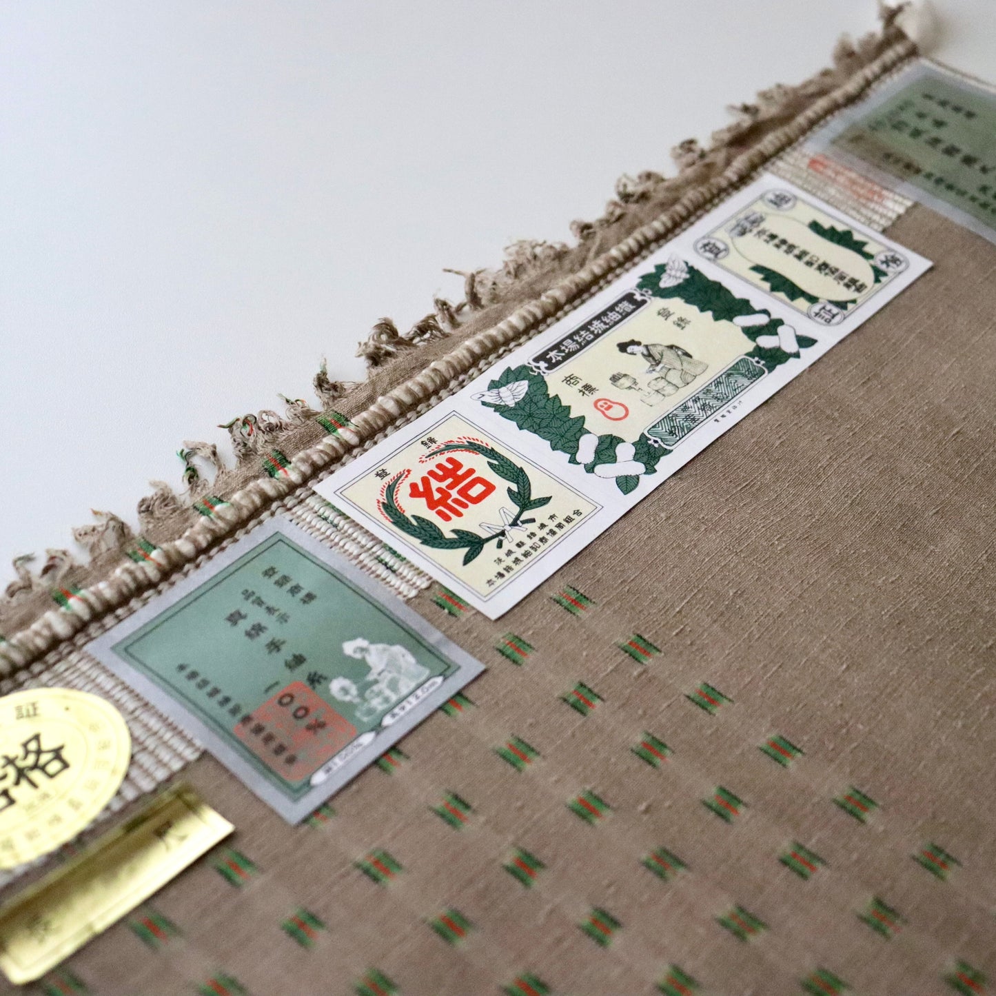 本場結城縮 | 着尺 | 正絹 | 大正絣 花緑青 | 白橡 | 小倉商店