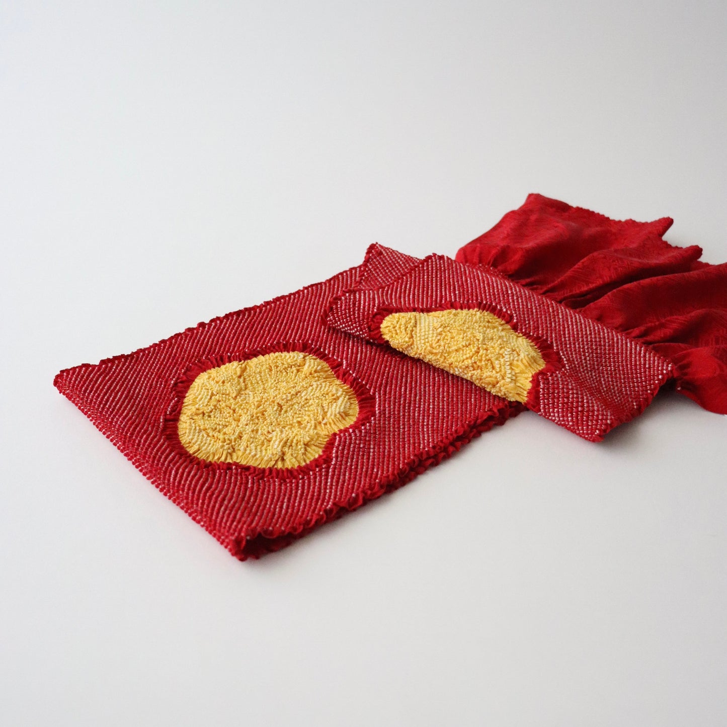 絞染帯揚げ「大華 - 黄赤」