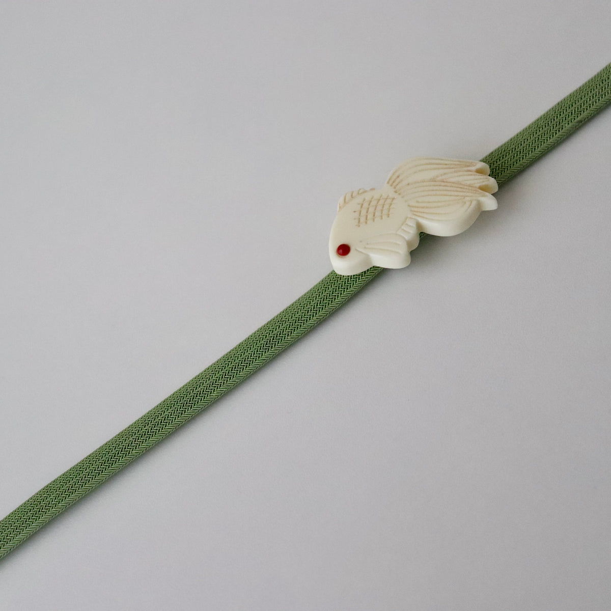 帯留「金魚」大原商店