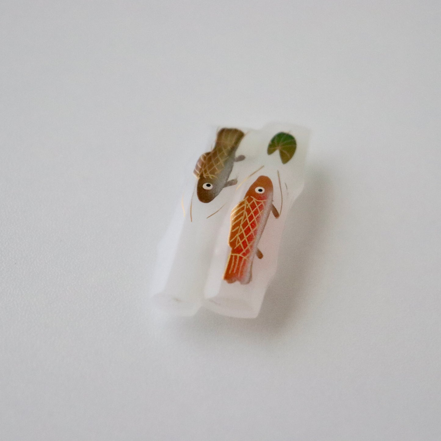 帯留「鯉」大原商店