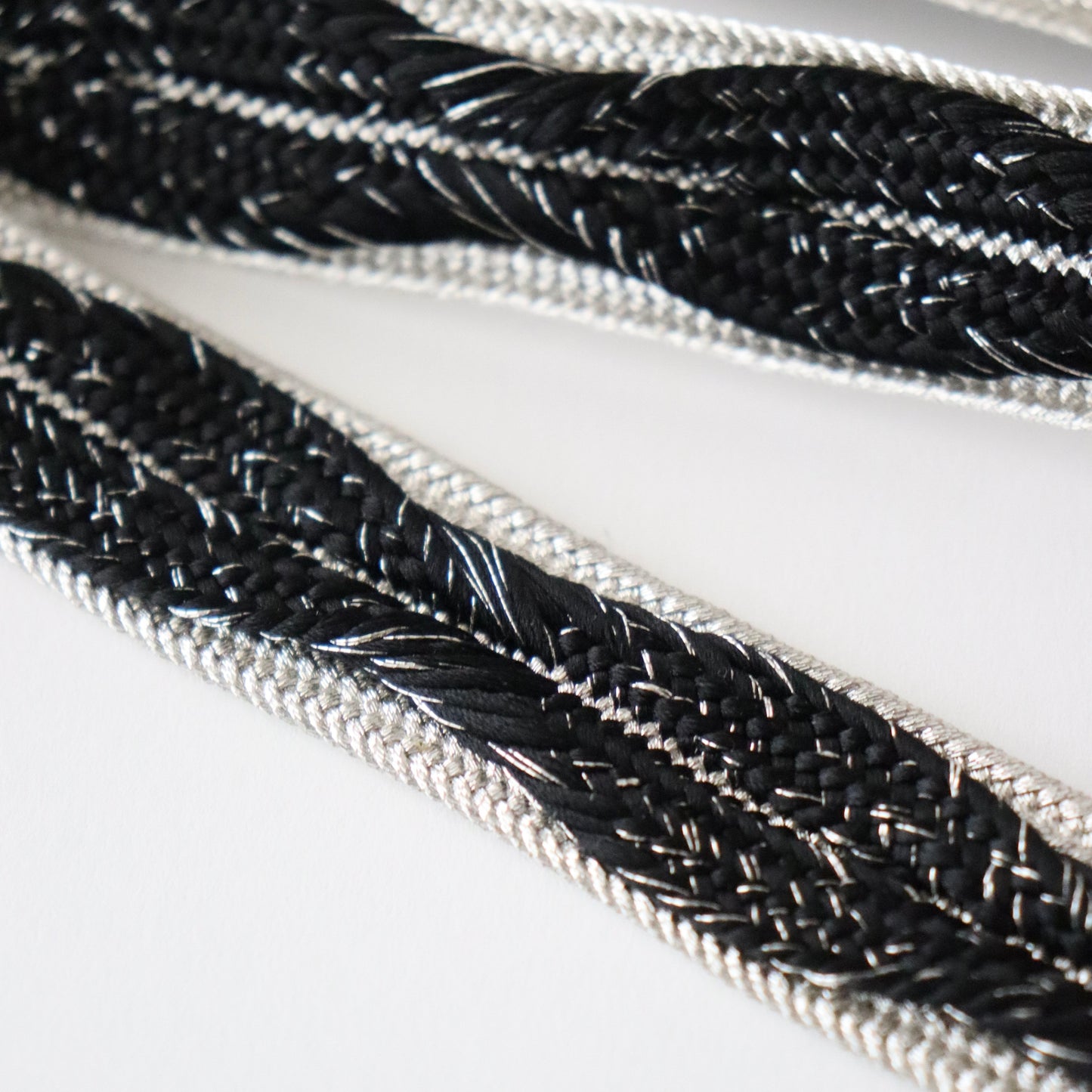 帯締め「高麗浮木の葉- slv blk」和小物さくら