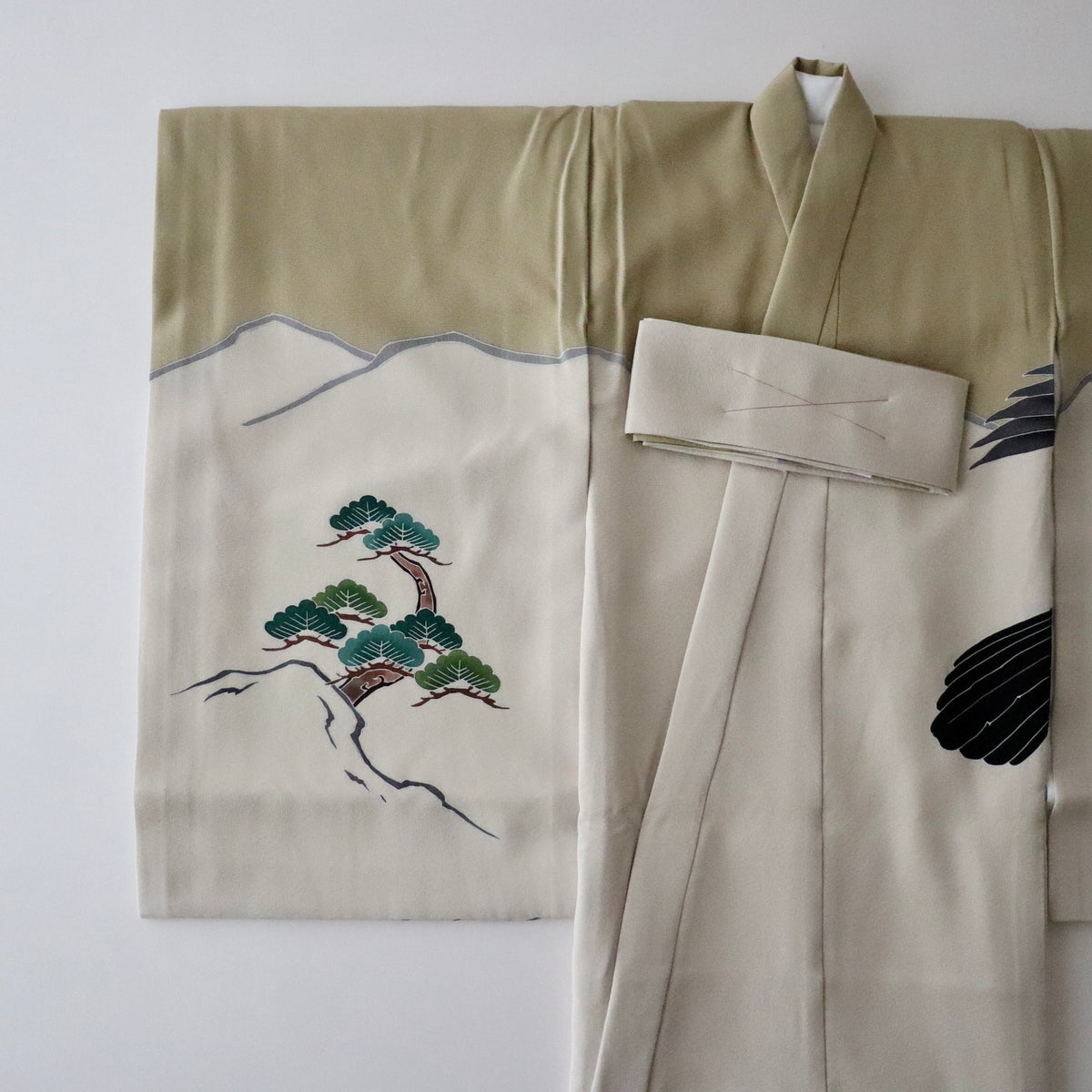 男児初着「鷹と四神」