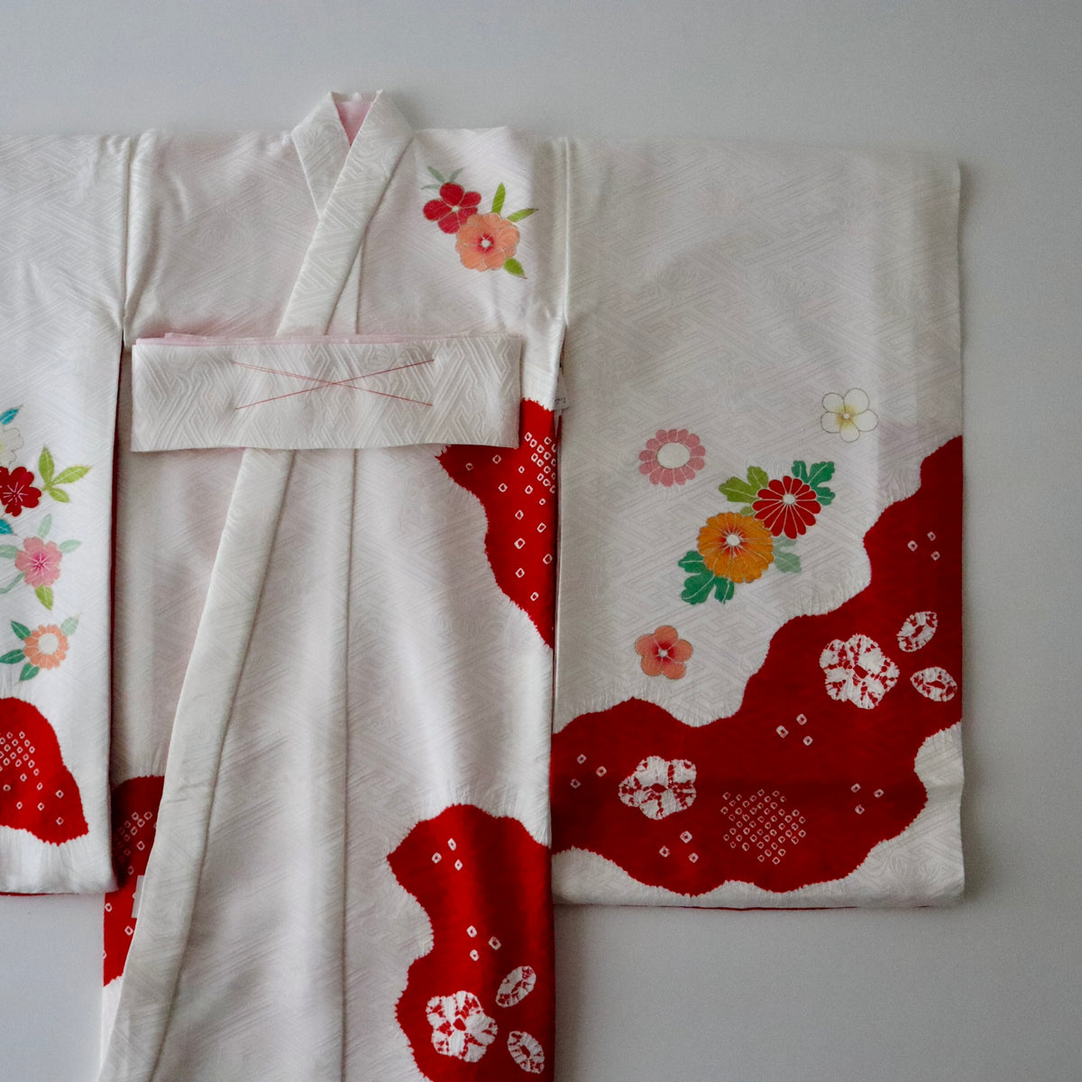 女児初着「鞠と絞り」