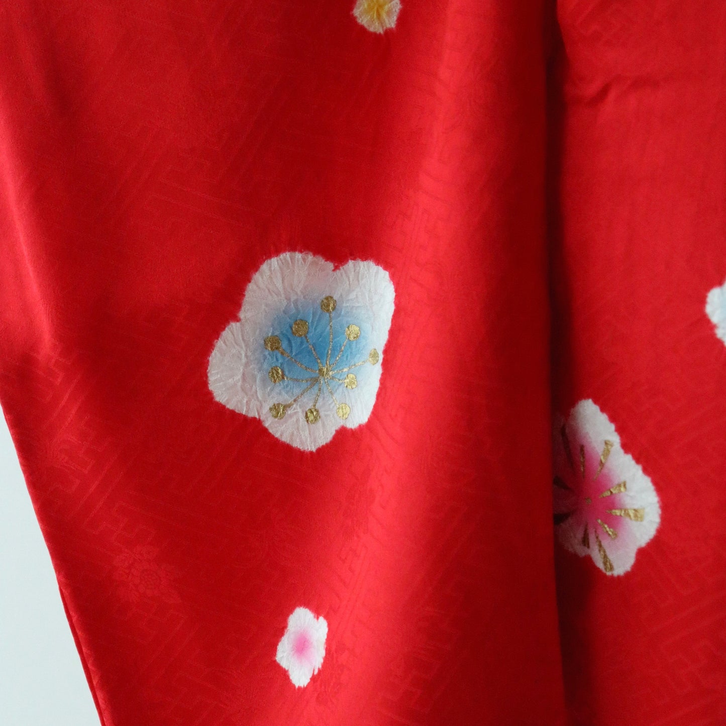 御祝着セット | 七五三 | 三歳 | 正絹 | 赤白黒 | 鞠 | 刺繍 | 絞染