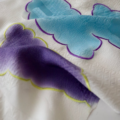 帯揚げ | 袷・単衣向け | 雲三色暈し雲取横振刺繍 | 和小物さくら