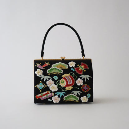 刺繍 | 草履バッグセット | 振袖 | 礼装 | 黒 | 宝尽くし | 和小物さくら