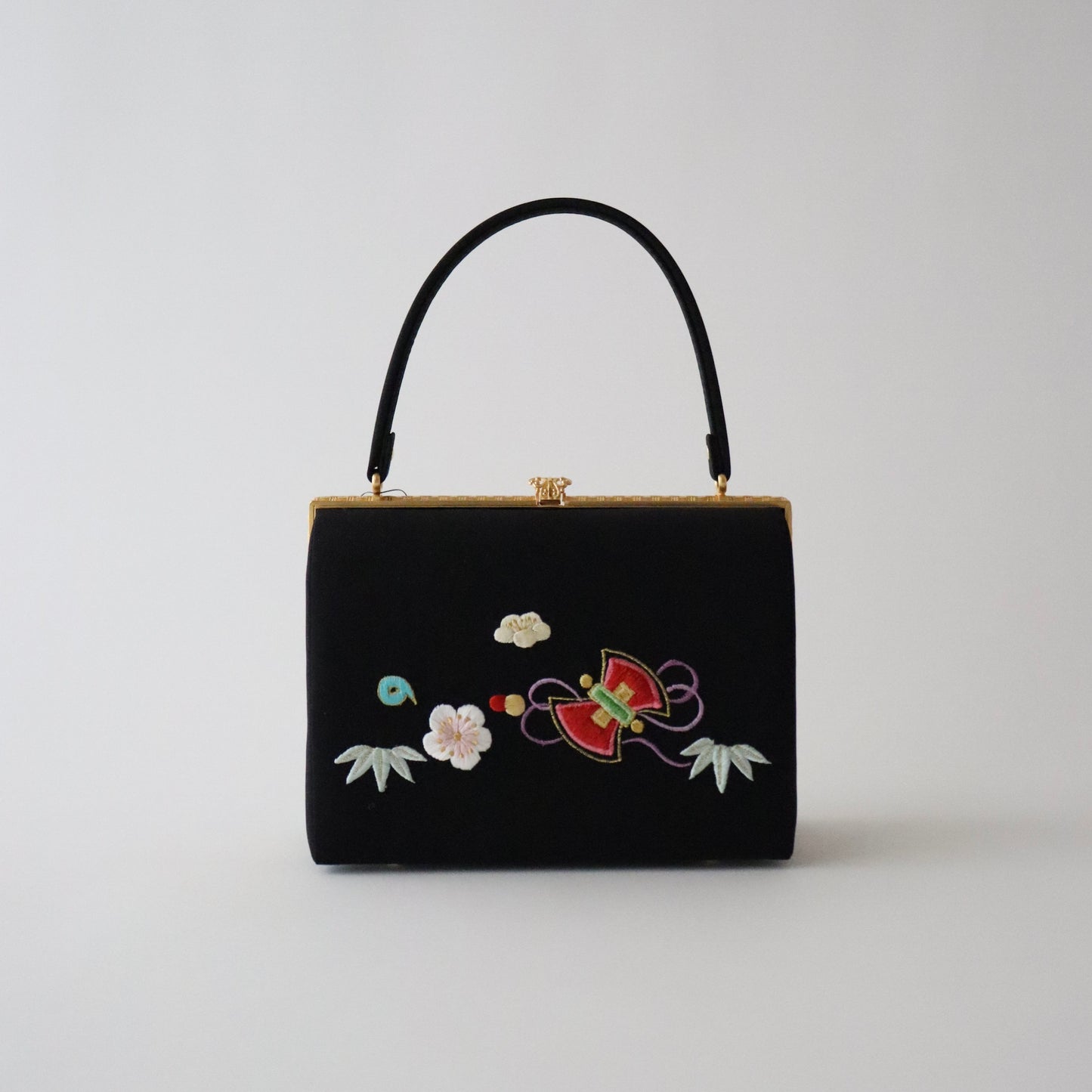 刺繍 | 草履バッグセット | 振袖 | 礼装 | 黒 | 宝尽くし | 和小物さくら