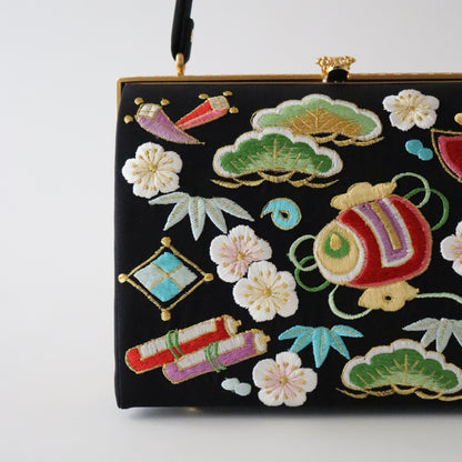 刺繍 | 草履バッグセット | 振袖 | 礼装 | 黒 | 宝尽くし | 和小物さくら
