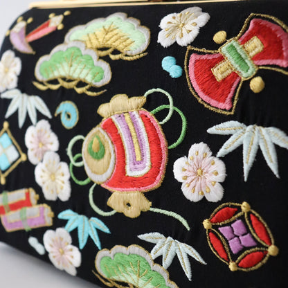 刺繍 | 草履バッグセット | 振袖 | 礼装 | 黒 | 宝尽くし | 和小物さくら