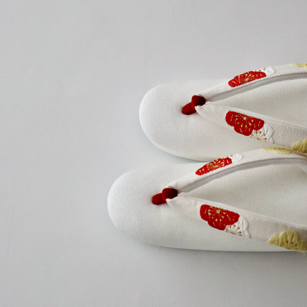 刺繍 | 草履バッグセット | 振袖 | 礼装 | 紅白黄 | 和小物さくら