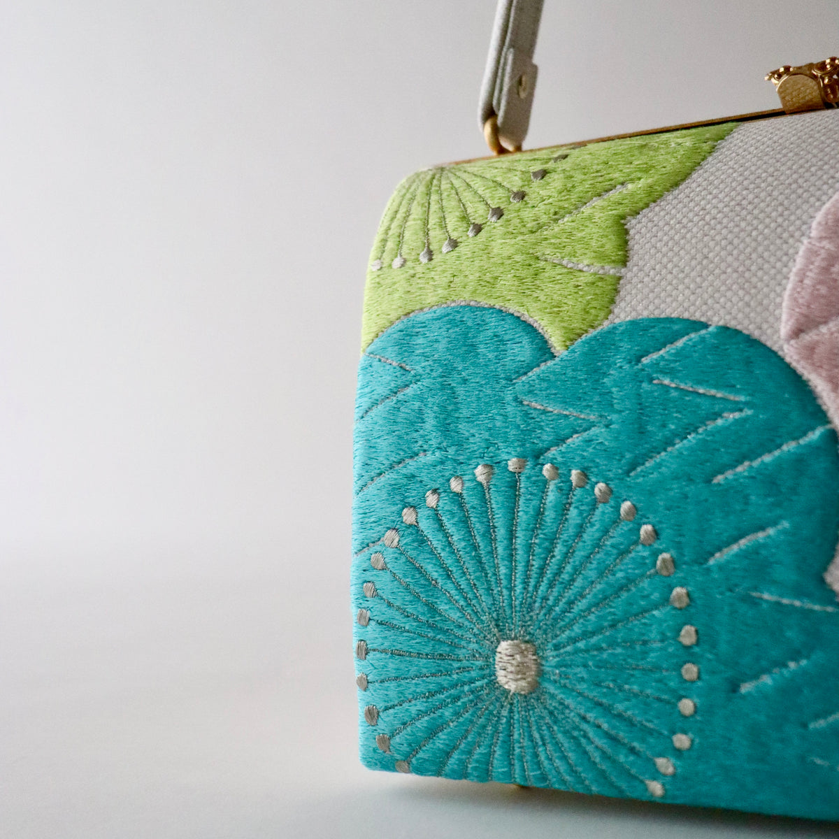 刺繍 | 草履バッグセット | 振袖 | 礼装 | 天桃 | 和小物さくら