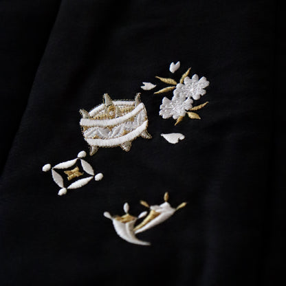 被布 | 七五三 | 三歳 | 男児向け | 正絹 | 宝尽くし | 刺繍