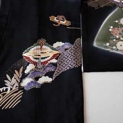 男児初着「宝尽くしに兜」