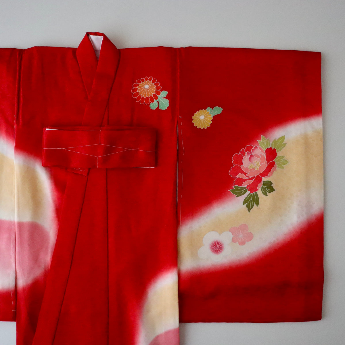 女児初着「鞠と牡丹」