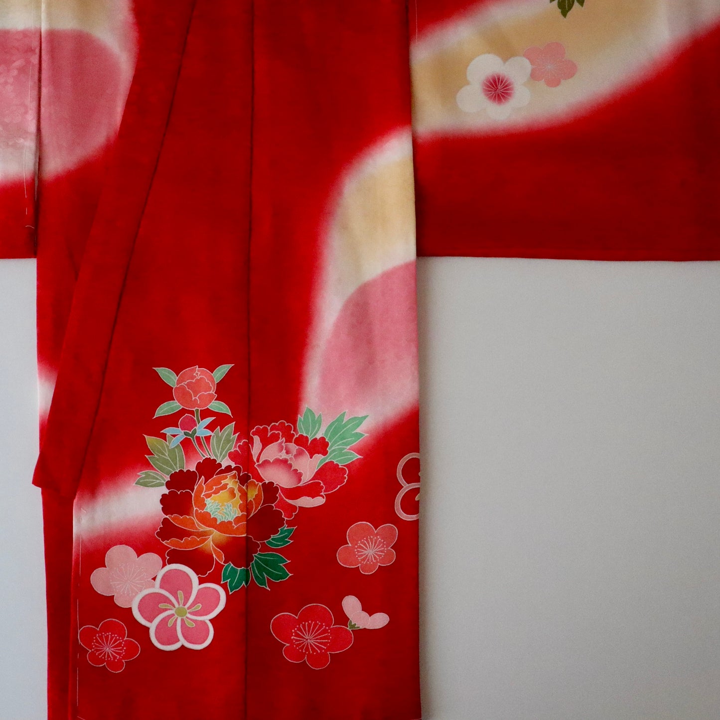女児初着「鞠と牡丹」