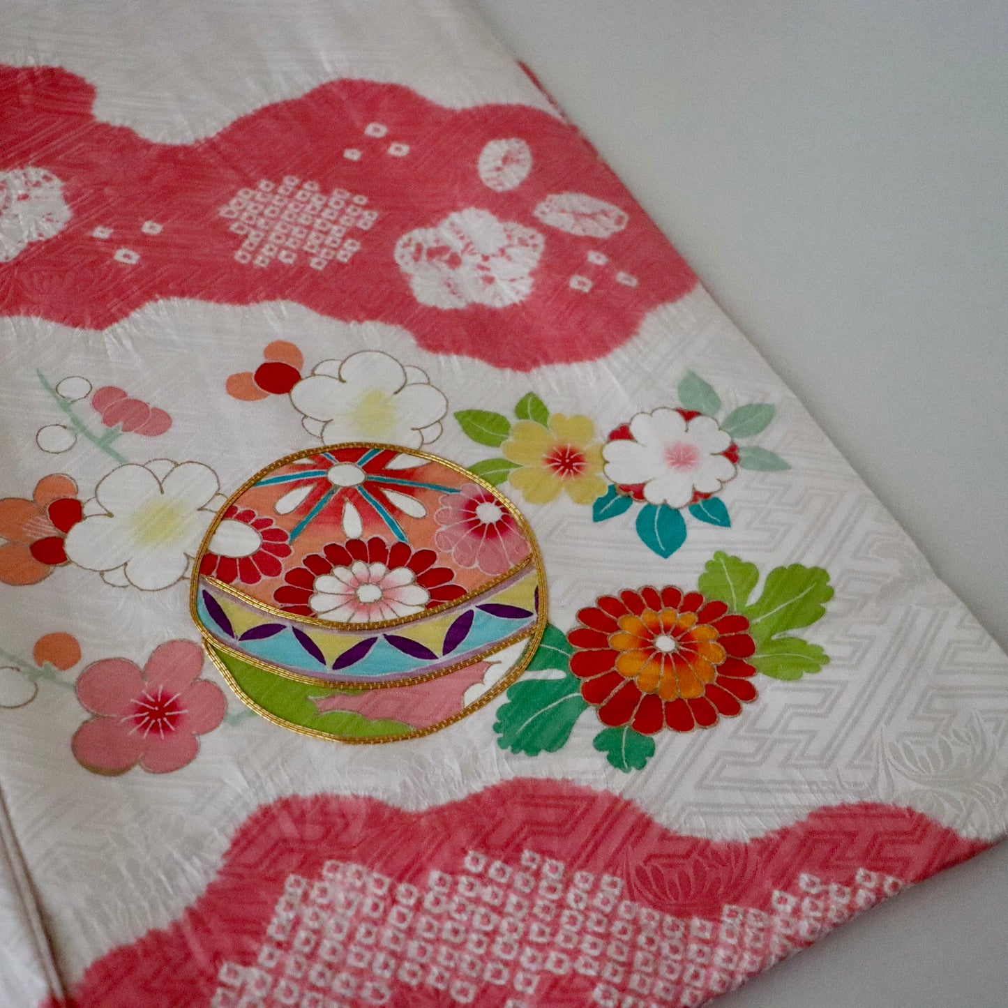 女児初着「鞠に花丸文」