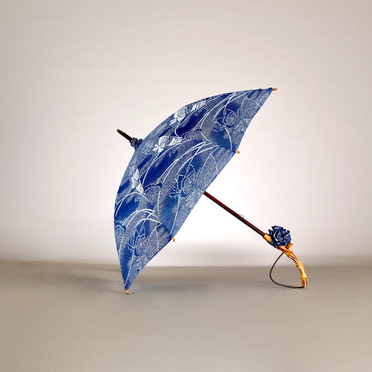 長板両面正藍染の日傘「藍影 - 蝶」